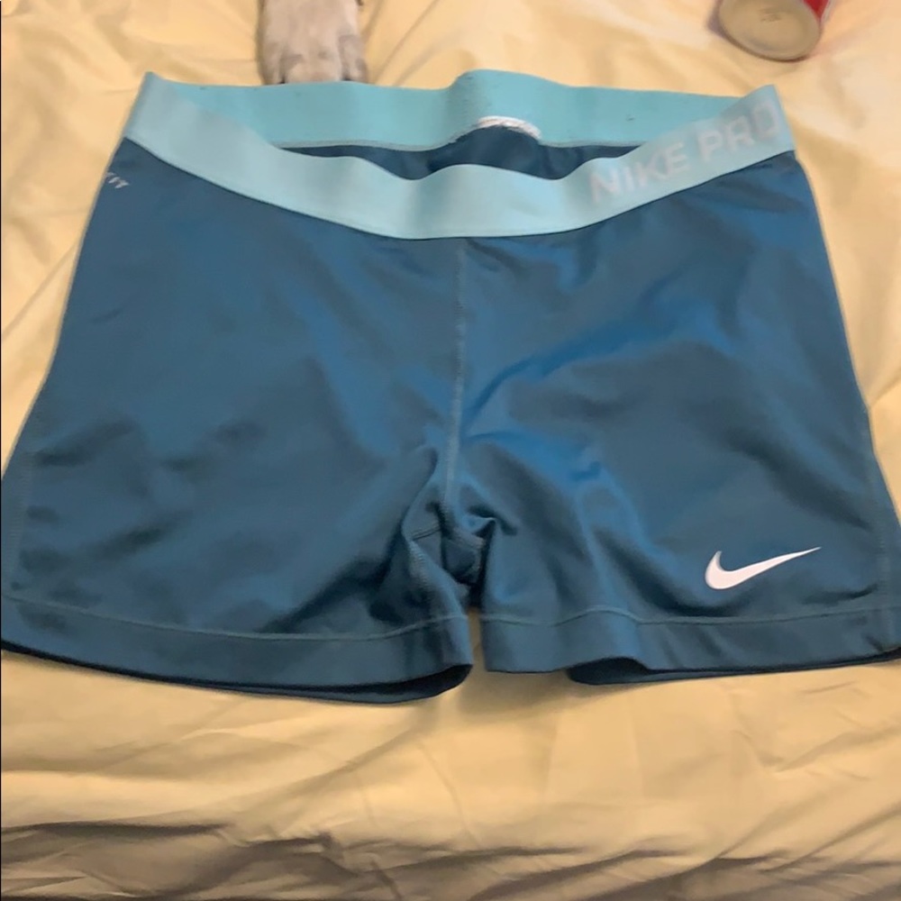 Nike pros